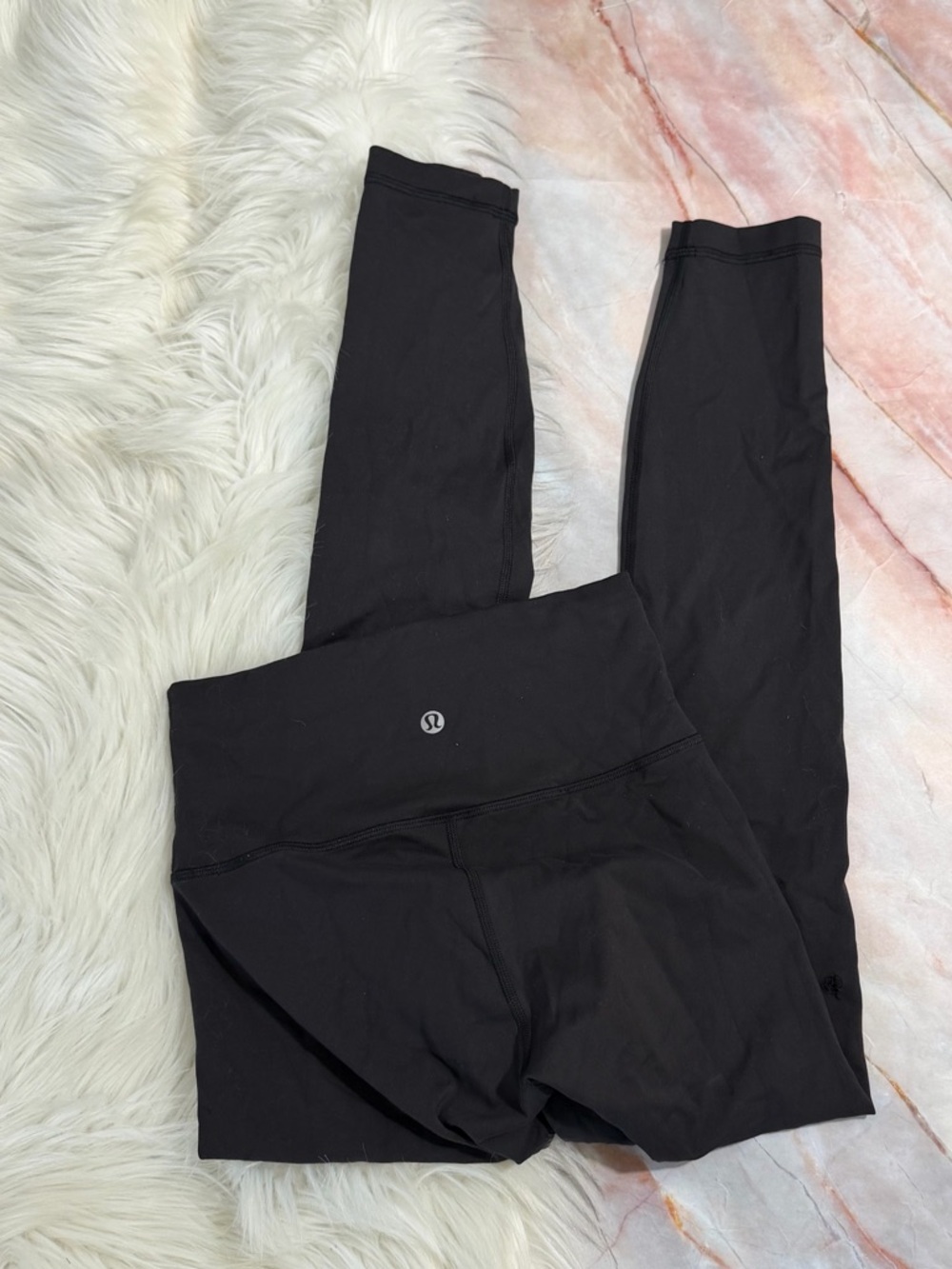 Lululemon Black Wunder Under Leggings Size 4